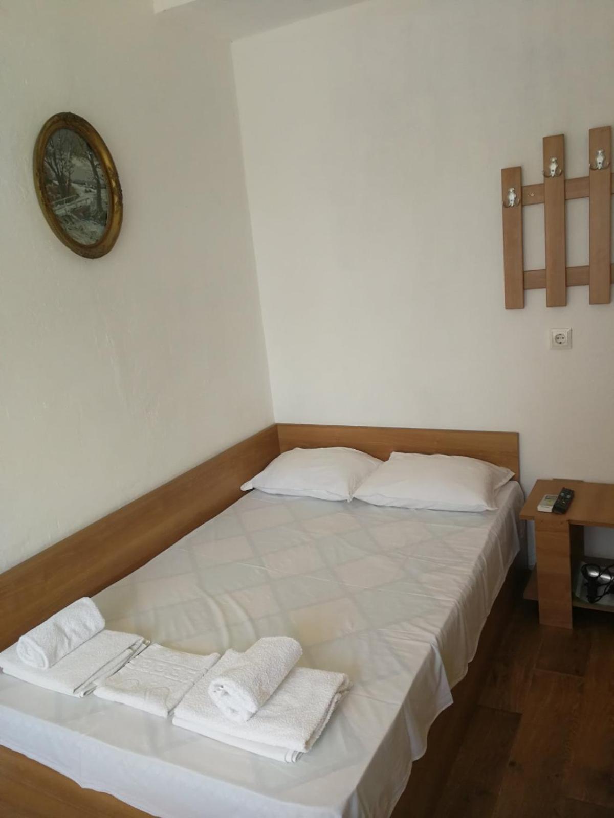 ホテル Hris チェルノモレツ 部屋 写真